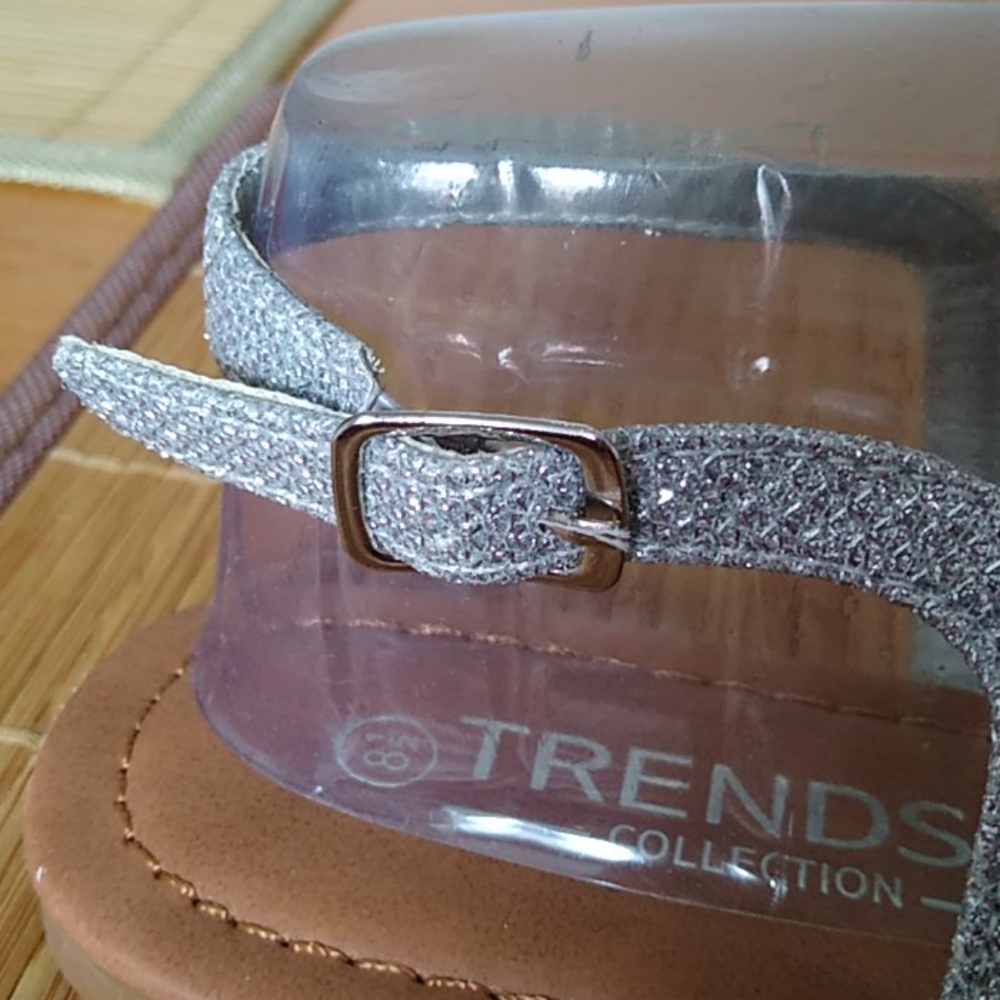 Sparkle Rhinestone Slingback Sandals - Picture 5 of 8